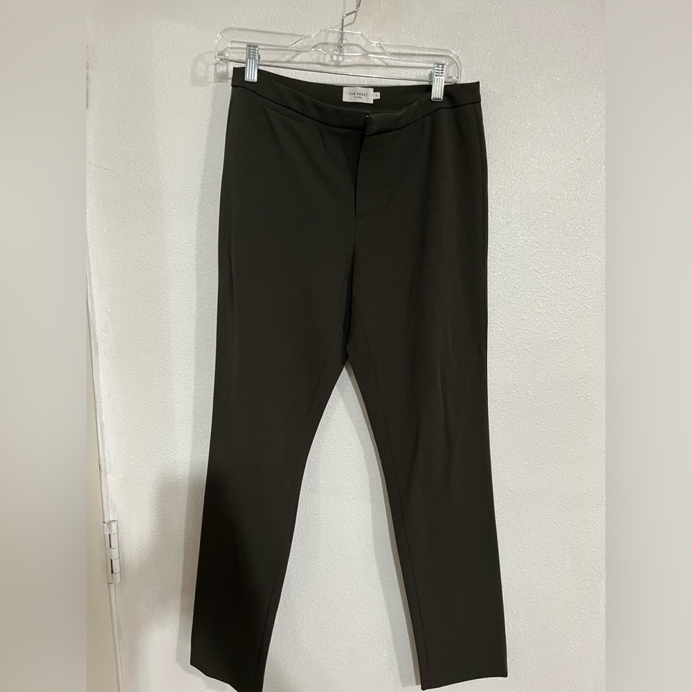 The Reset R label S Career, business, slacks olive